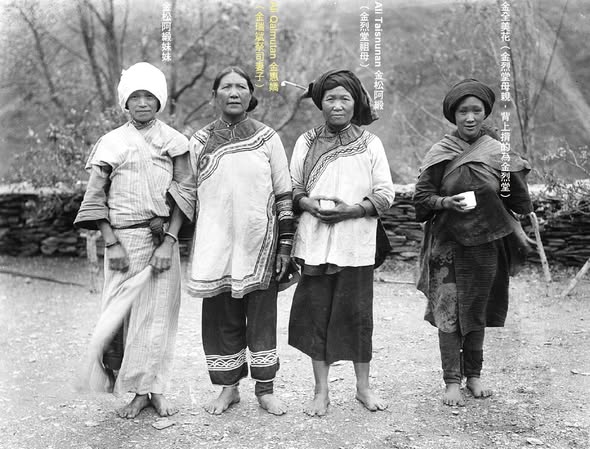 Mangdavan 家族歷史照片